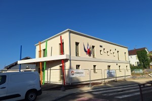 Construction d'un bÃ¢timent pour l'Ã©cole avec cour attenante
